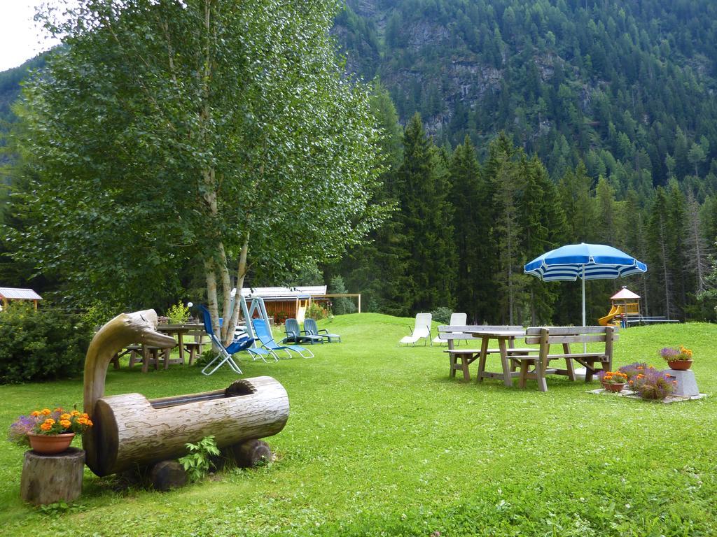 Appartamenti Majon Sotroi Campitello di Fassa Exterior foto
