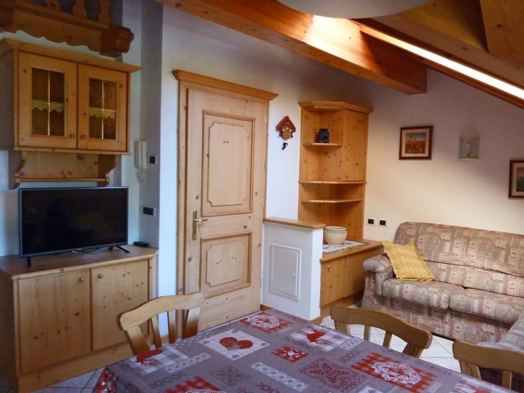 Appartamenti Majon Sotroi Campitello di Fassa Quarto foto